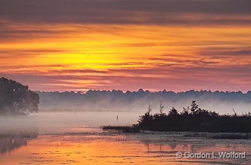 Rideau Canal Sunrise_16966-7.jpg - Photographed along the Rideau Canal Waterway near Smiths Falls, Ontario, Canada.